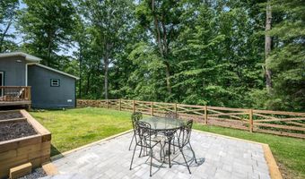 14 JOHNS Rd, Augusta, WV 26704