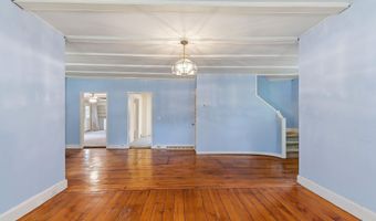 304 Central Blvd, Bayville, NJ 08721