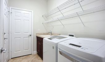 5440 SUNSET FALLS Dr, Apollo Beach, FL 33572