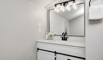 209 Howard Ave, Arcadia, IN 46030