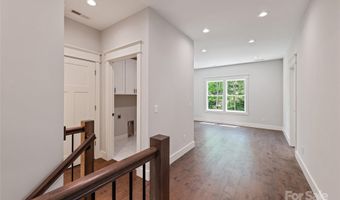 18 Winterhawk Dr, Arden, NC 28704