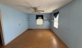 102 W Main Ave, Ava, MO 65608