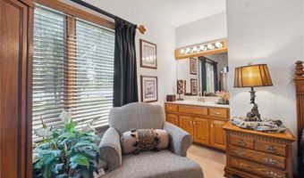 15471 Cedar Ln, Basehor, KS 66007