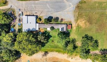 2271 Broadway Dr, Bean Station, TN 37708