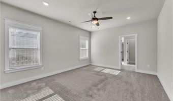 4202 Plumley Ave, Bentonville, AR 72713