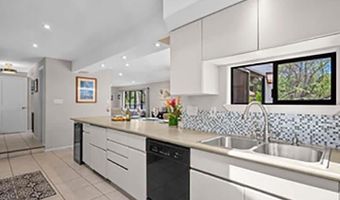 98 Mehani Pl, Kihei, HI 96753