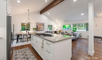 6527 Burlwood Rd, Charlotte, NC 28211