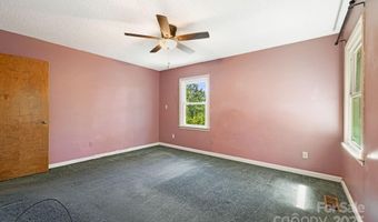 30 Brentwood Dr, Asheville, NC 28806