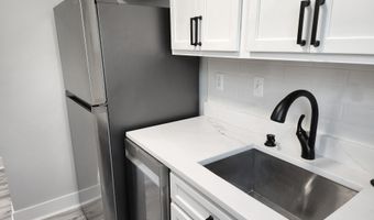 3809 V St SE 202, Washington, DC 20020