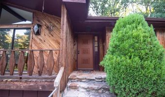 3570 Castlehill Ct, Tucker, GA 30084