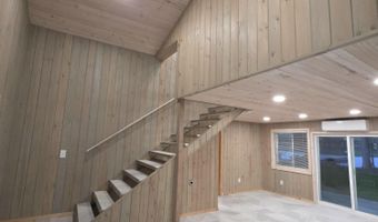 1 N Vigue Shore Rd, Albion, ME 04910