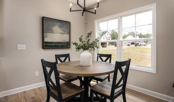 301 Glassmine Trl 48, Aberdeen, NC 28315