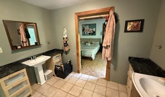 31 Woods Mills Rd, Baldwin, ME 04024
