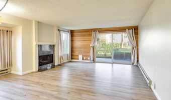 10270 SW TRAPPER Ter, Beaverton, OR 97008