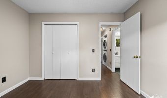 3236 Eastgate Pl #18, Anchorage, AK 99504