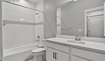 21554 E 59th Dr, Aurora, CO 80019