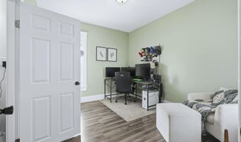 343 W 11th St, Auburn, IN 46706