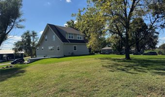 100 8th St, Adair, IA 50002