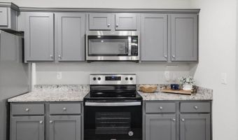6587 Eastland Cir, Biloxi, MS 39532