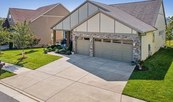 102 PHOEBE Ct, Lake Frederick, VA 22630