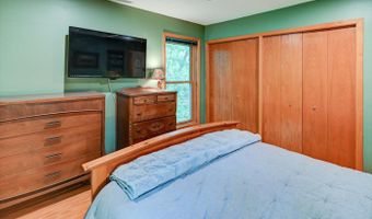 2877 Glacier Valley Rd, Fitchburg, WI 53711