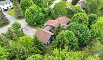 5 Greenfield Ave, Bangor, ME 04401