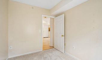 3830 9TH St N 606W, Arlington, VA 22203