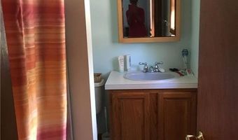 52 Montauk Rd, Narragansett, RI 02882