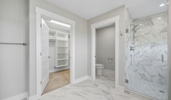 47 Lane 345 Crooked Lk, Angola, IN 46703