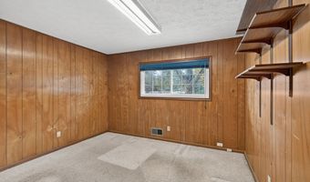 2093 Gherry Dr, Austell, GA 30106