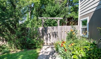 3329 Tally Ho Ln, Madison, WI 53705