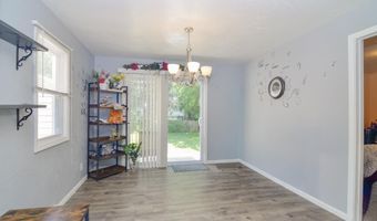 816 E HARRISON St, Appleton, WI 54915