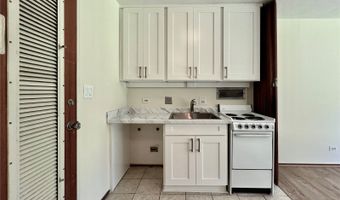 1511 Nuuanu Ave 133, Honolulu, HI 96817