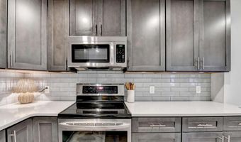 318 Cottage Ct, Ball Ground, GA 30107