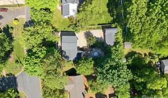 1941 Bentley Pl, Charlotte, NC 28205