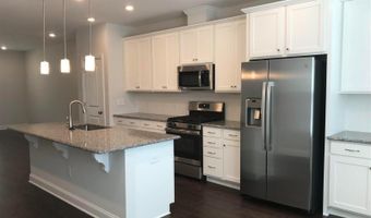 2872 Macintosh Woods Dr, Apex, NC 27502