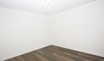 901 Glendale Dr, Aberdeen, NC 28315