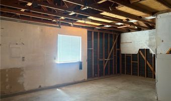 13508 Mohawk Rd, Apple Valley, CA 92308