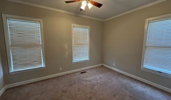 102 W Lane St, Albertville, AL 35950