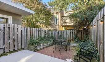 24 E HAMBURG St, Baltimore, MD 21230