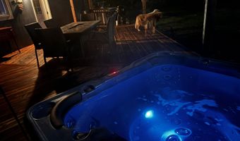 97818 HANSCAM Ln, Brookings, OR 97415