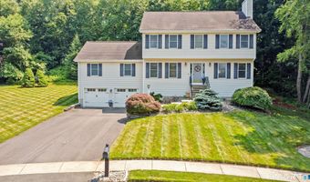 38 Pebble Brook Ct, Berlin, CT 06037