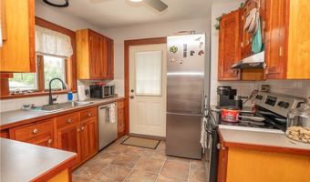 2116 Newton St, Akron, OH 44305
