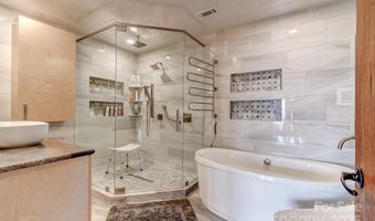 128 Leisure Mountain Rd, Asheville, NC 28804