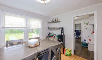 44 Dudley Ave, Newport, RI 02840
