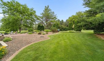N3040 STEEPLE Drive, Appleton, WI 54913