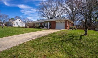 126 Maple St, Appomattox, VA 24522