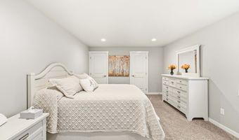 860 1ST St SE, Bandon, OR 97411