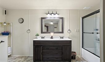 5002 Bee Tree Rd SE, Acworth, GA 30102