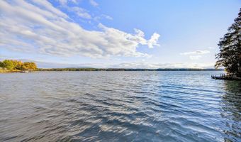 2543 Harbor View Rd, Camden, SC 29020